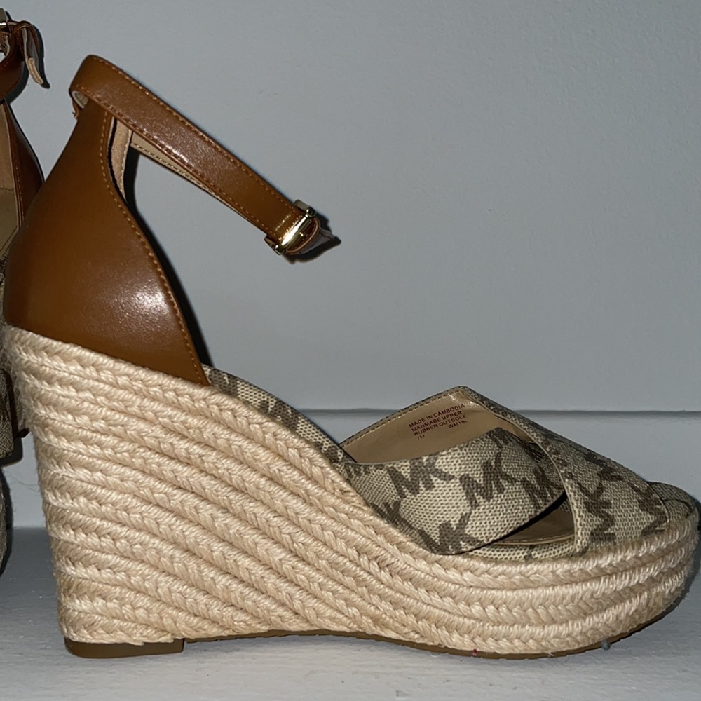 MK wedged heels - Picture 4 of 5